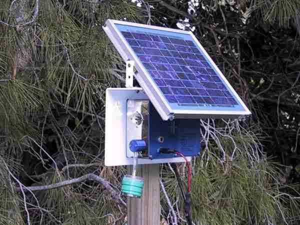 Universal Radon Daughter Monitor — additional view